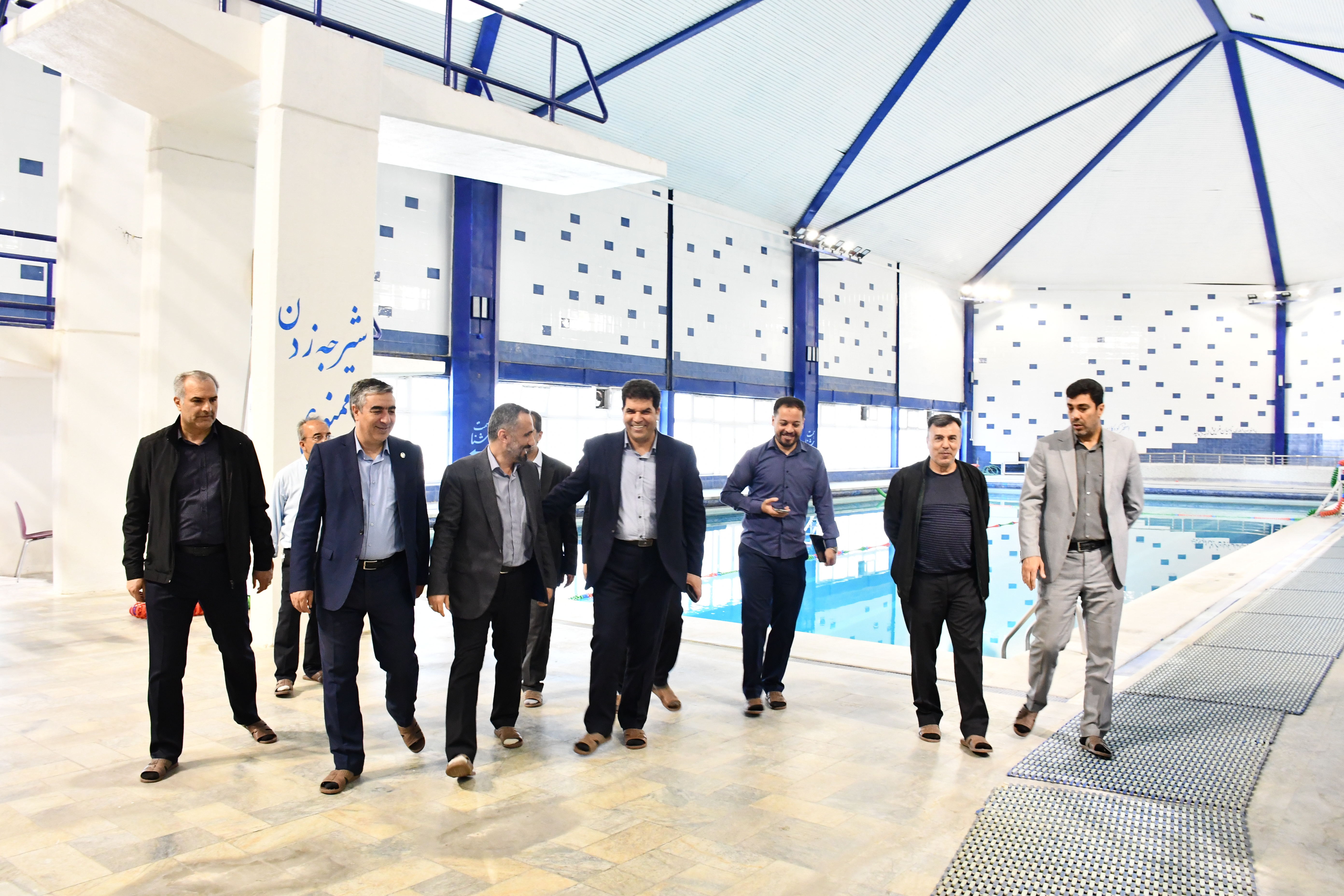 بازدید دکتر عباس قنبری معاون بورس و امور دانشجویان خارج سازمان امور دانشجویان از بخش های مختلف دانشجویی دانشگاه تبریز ۱۷ اردیبهشت ۱۴۰۴