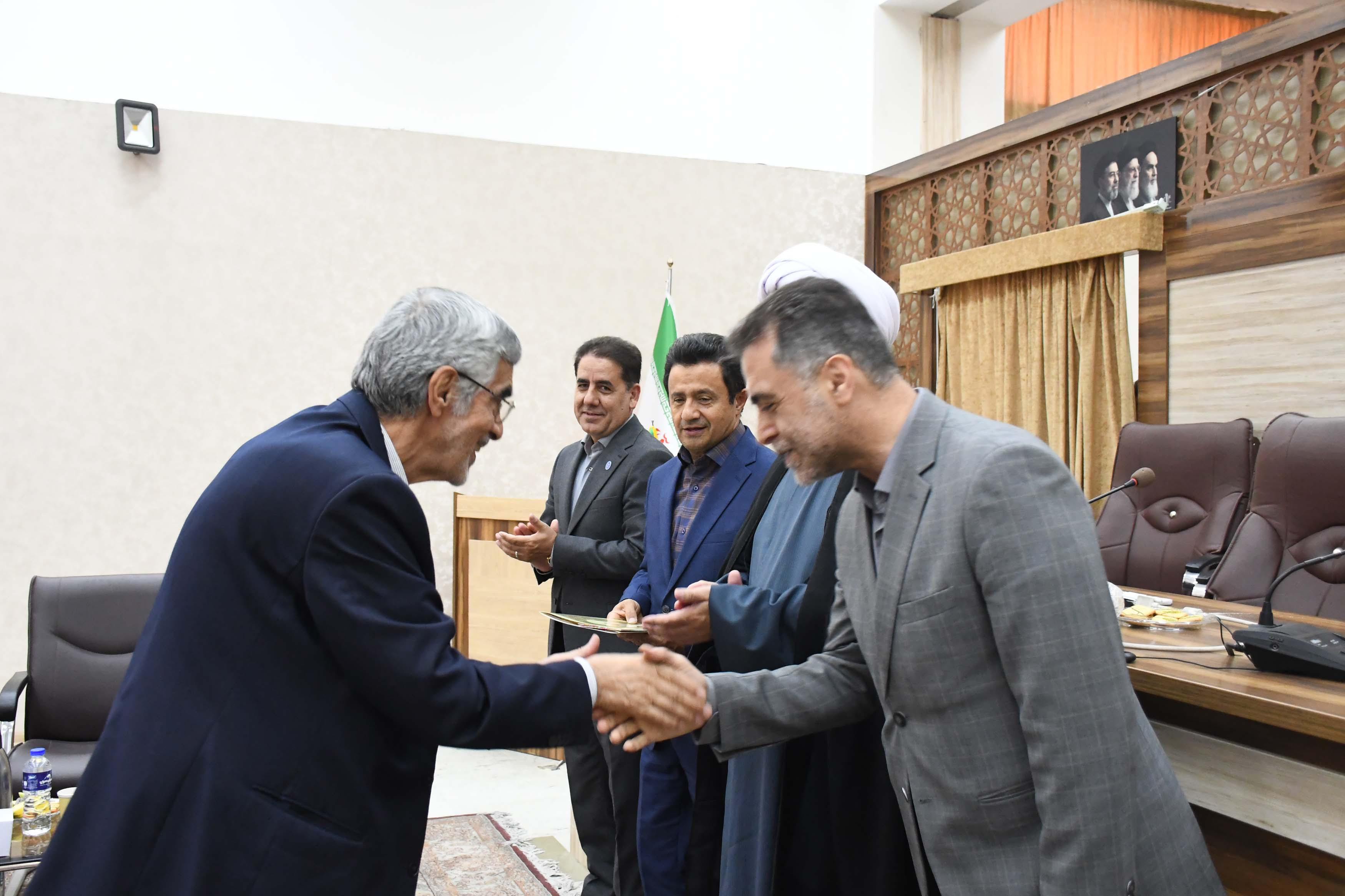 تجلیل از سرآمدان آموزشی دانشگاه تبریز/ ۴ مرداد ۱۴۰۵