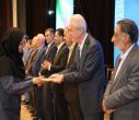 استاد واقعی، کسی است که سیاهی، جهل و نادانی را می‌زداید