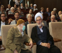 استاد واقعی، کسی است که سیاهی، جهل و نادانی را می‌زداید