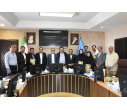 انتشار اخبار خلاف واقع و در عین حال منتشر نکردن اخبار واقعی هر دو ظلم در حق جامعه است