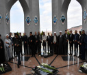 بزرگداشت هفته دفاع مقدس در دانشگاه تبریز/ غبارروبی مزار شهدای گمنام دانشگاه تبریز 