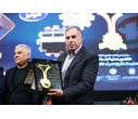 دریافت تندیس حمایت از حقوق مصرف‌کنندگان توسط استاد دانشگاه تبریز