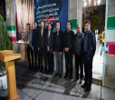 مشتهای گره کرده؛ آمیزه ای از غم، کرامت و ایستادگی
