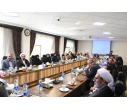 نشست هم اندیشی جمعی از اساتید بسیجی دانشگاه‌ تبریز با نماینده ولی‌فقیه در سپاه عاشورا